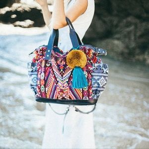 Nena and Co. ISO POST